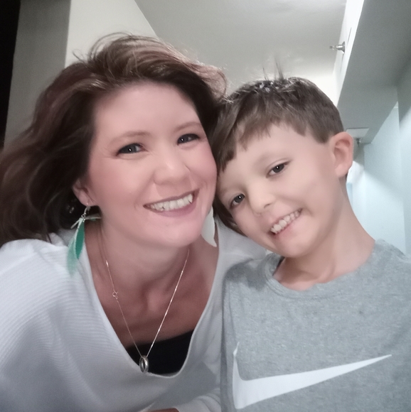 Meet your Posher, Alicia - Picture 8 of 10